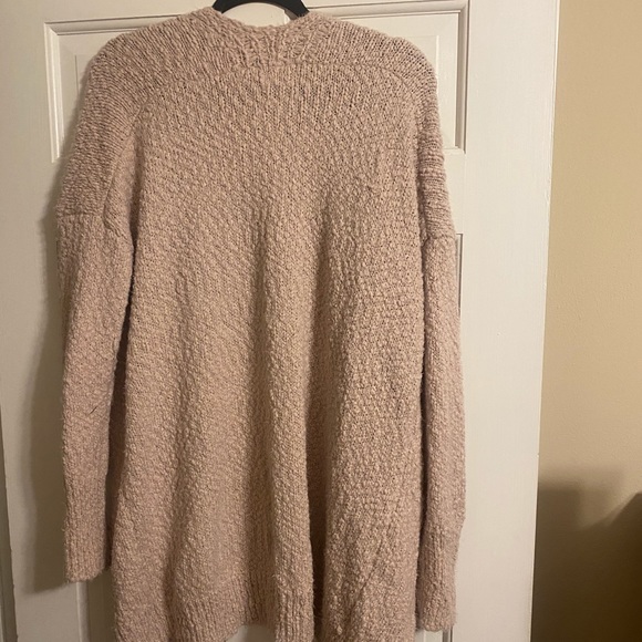 Cardigan - Picture 2 of 6